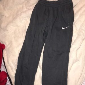 Boy kids Nike sweatpants